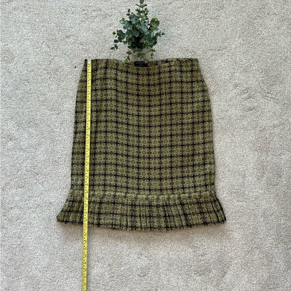 Women’s - Two Piece - Suit - Picture 14 of 15